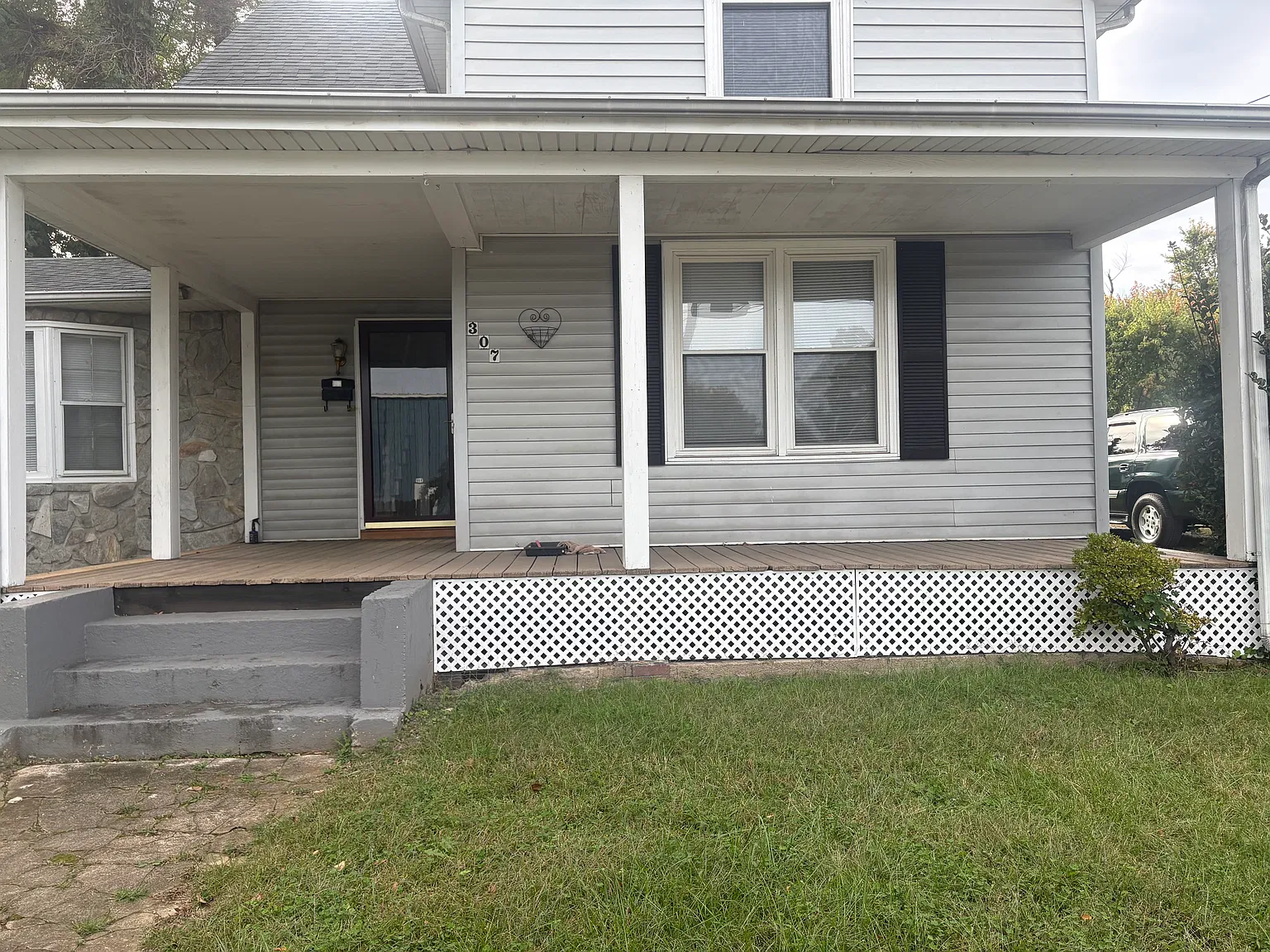 3 bed, 1772 sqft, $1,775 — Photo 1