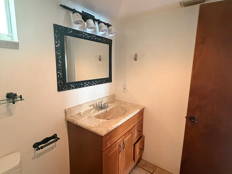 1607 Bay Rd #3D — Photo 6