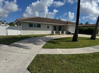 580 NW 13th Dr, Boca Raton, FL 33486