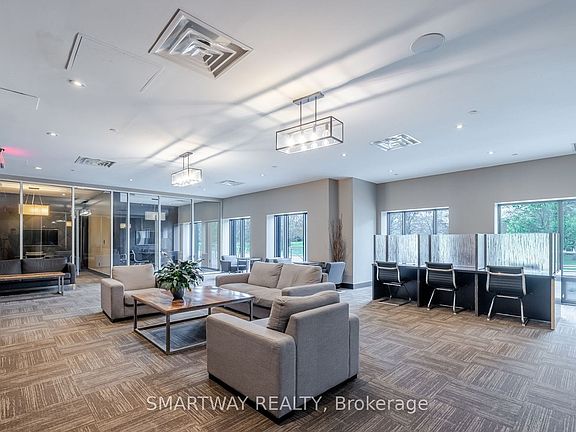 5th image of 1235 Richmond St #913