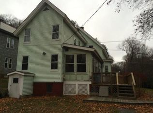 12 Taylor St, Bellows Falls, VT 05101