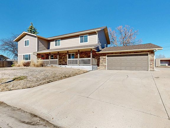 2nd image of 4705 Holly Ct