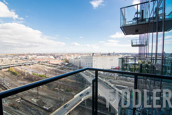 Rented by The KCI Group | media 23