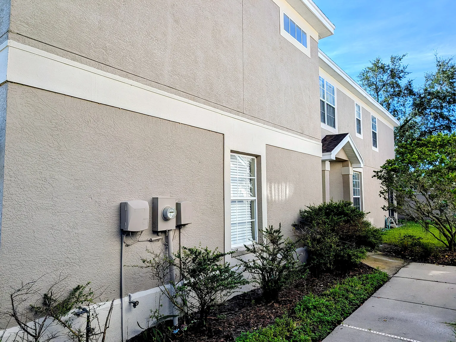 2 bed, 2.5 bath, 1657 sqft, $2,750 — Photo 2