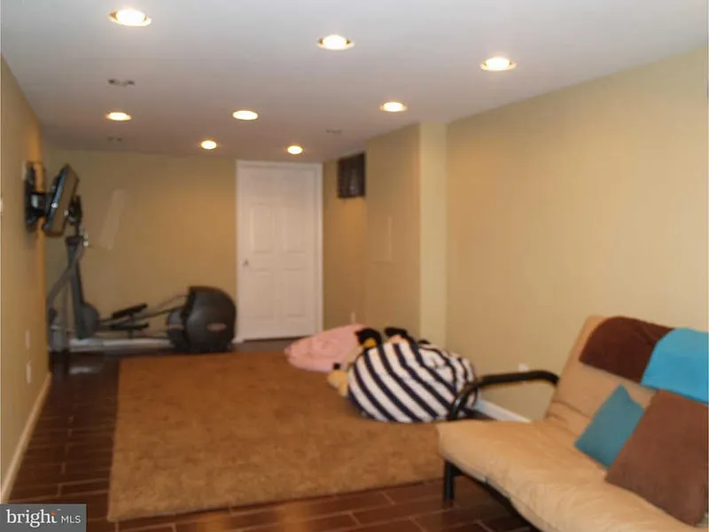 Thumbnail 14