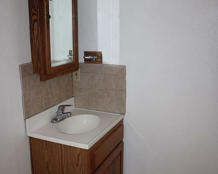 3221 Monroe Ave — Photo 13