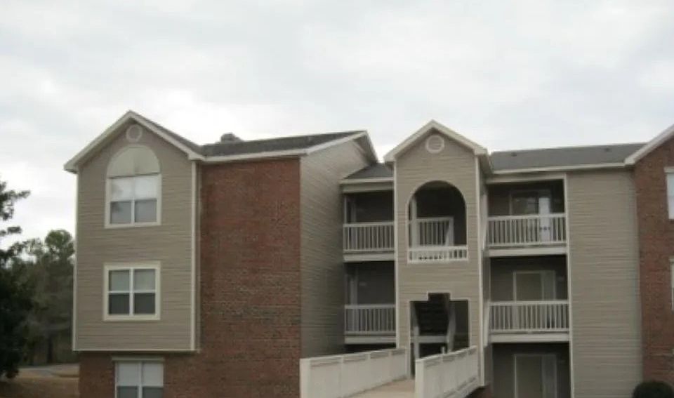 1st image of 661 Bartons Landing Pl APT 7