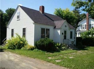 68 Barton St, Presque Isle, ME 04769