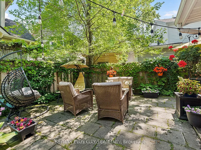 4 Wyckliffe Ave — Photo 31