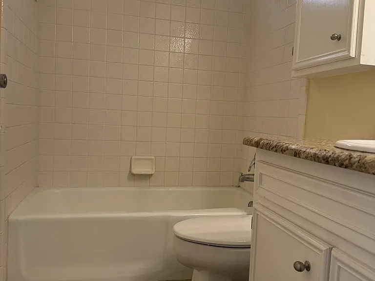 4211 Russell Dr — Photo 21