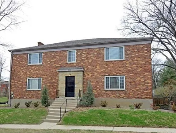 3442 Linwood Ave #4 — Photo 2