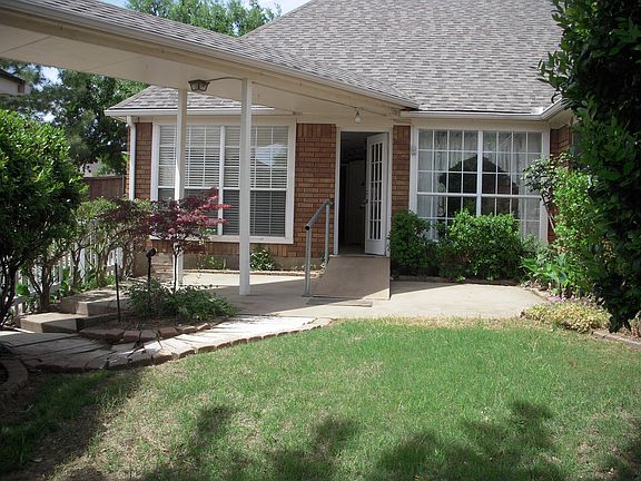 5th image of 2150 Saint Andrew Dr