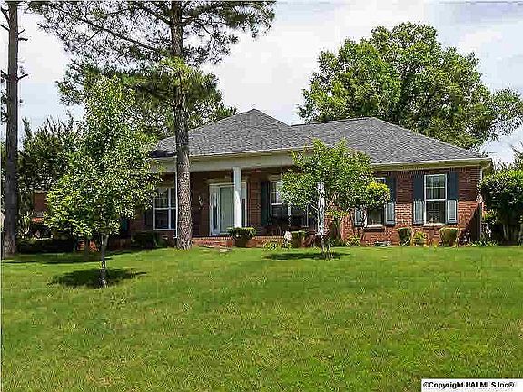 2nd image of 211 Turtle Creek Dr