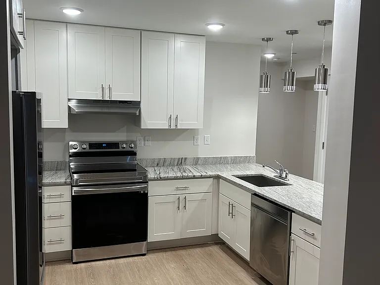 1707 Eastern Ave #2 — Photo 6