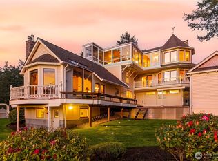 303 7th Street, Anacortes, WA