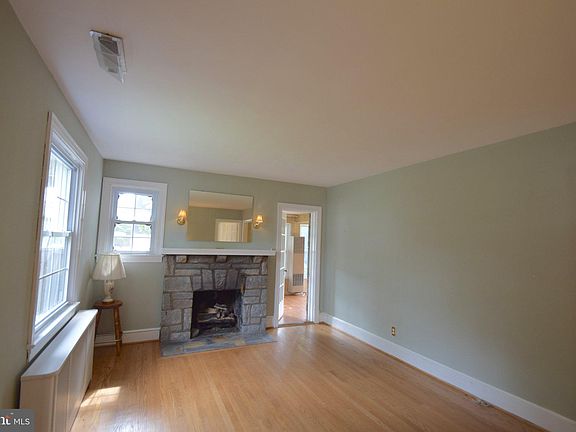4th image of 4610 3rd St S