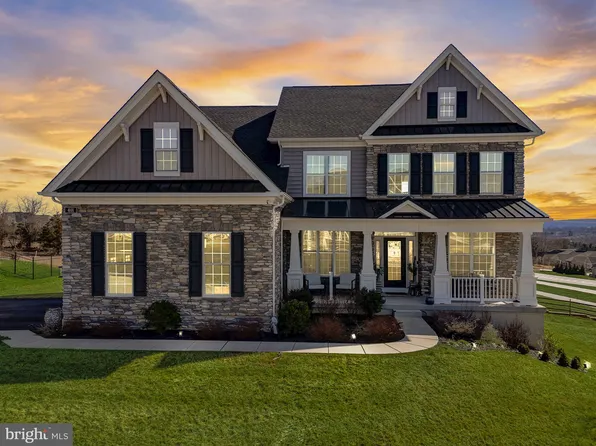 401 Millwright Ln, Phoenixville, PA 19460