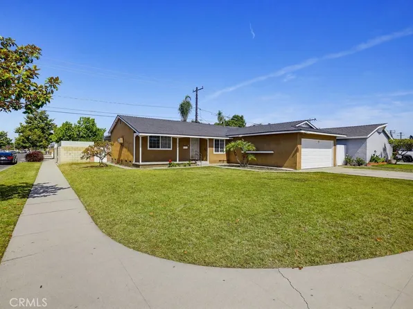 10321 Courtright Rd, Stanton, CA 90680