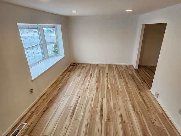 2nd image of 171 Neptune Dr