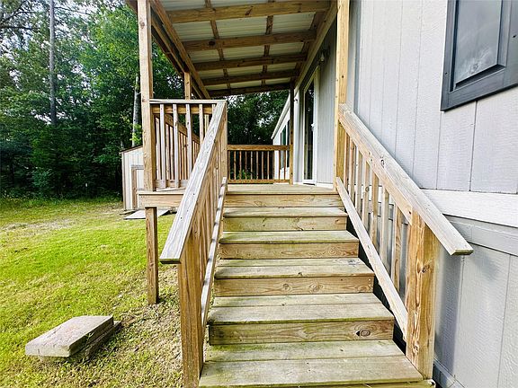 3rd image of 25226 Twin Oaks Dr