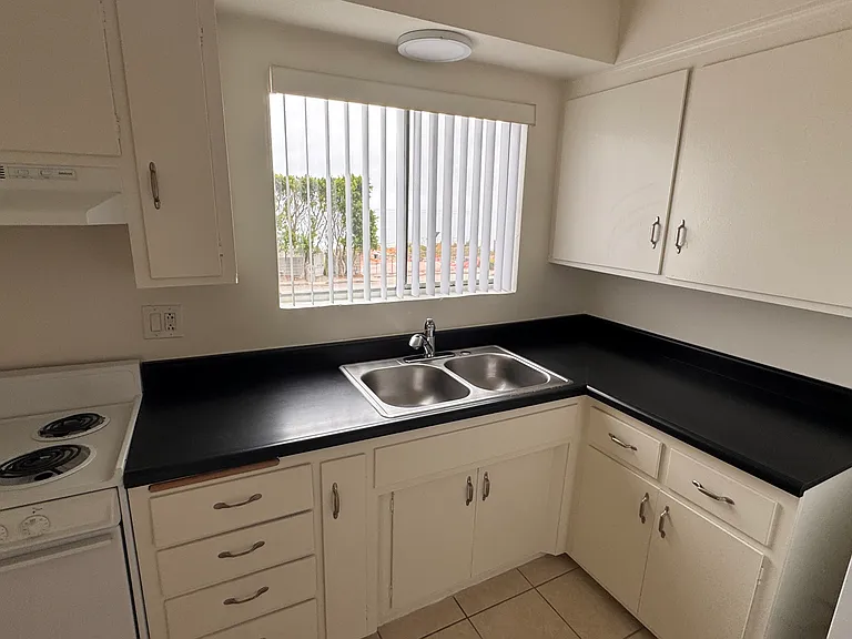 22119 Pacific Coast Hwy #3 — Photo 12