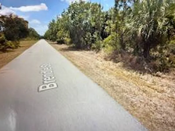 4065 Brendle St, Port Charlotte, FL 33948