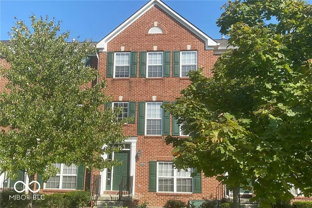 3 bed, 2.5 bath, 1856 sqft, $1,750 — Photo 1