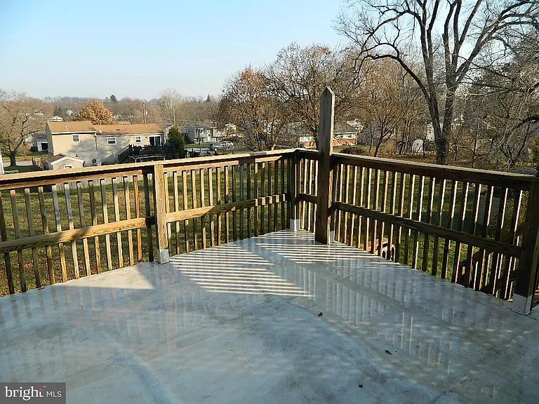 1301 Colonial Club Dr — Photo 6