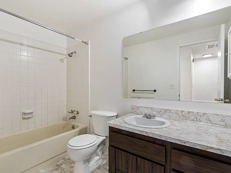 2052 S Leadville Ave — Photo 11