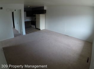 1519 Sara Ln APT 6, Pekin, IL 61554