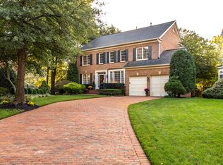 638 Kings Cloister Cir, Alexandria, VA 22302