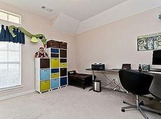 3010 Woodhaven Dr, Grapevine, TX 76051