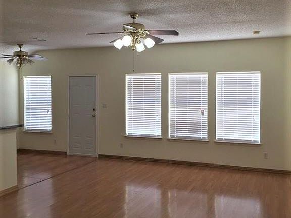 2nd image of 2341 Cap Rock Ln