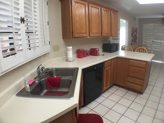5th image of 19623 N Bellwood Dr