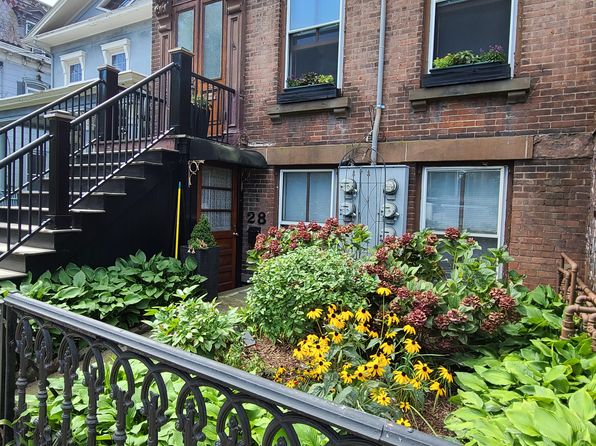28 Trumbull St