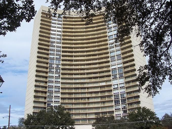 1st image of 6211 W Northwest Hwy APT 1402