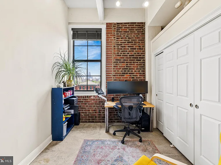 315 New St #517 — Photo 21