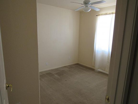 5th image of 3039 S Tangerine Ave