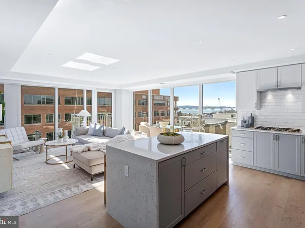 925 N Fairfax St Unit 501, Alexandria, VA 22314