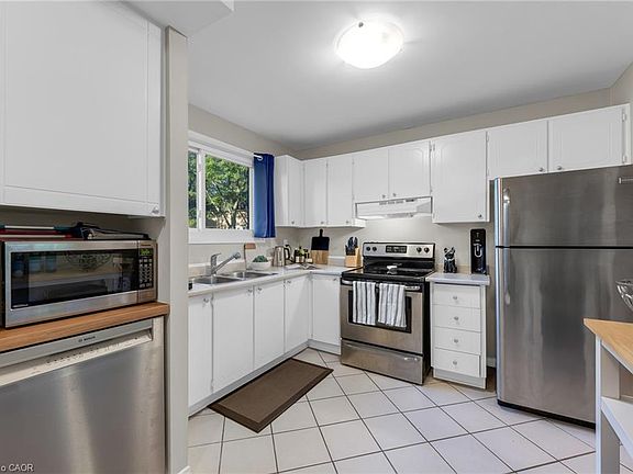 2nd image of 1420 Garth St #2