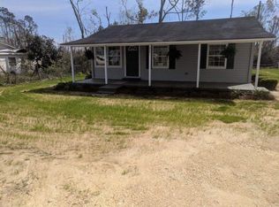 6861 Florida St, Grand Ridge, FL 32442