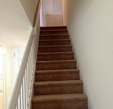 5th image of 4082 Oak Landing Dr