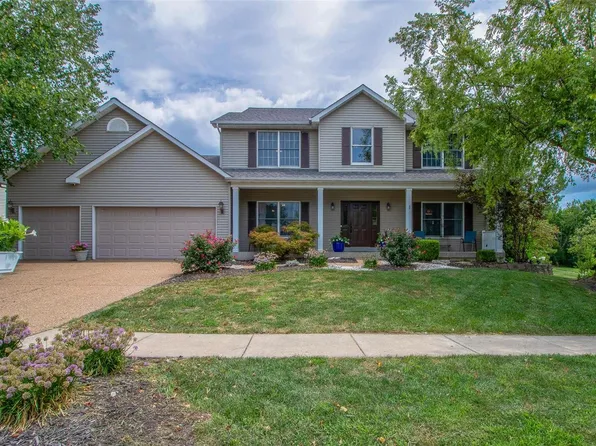 2886 Dardenne Links Dr, Dardenne Prairie, MO 63368