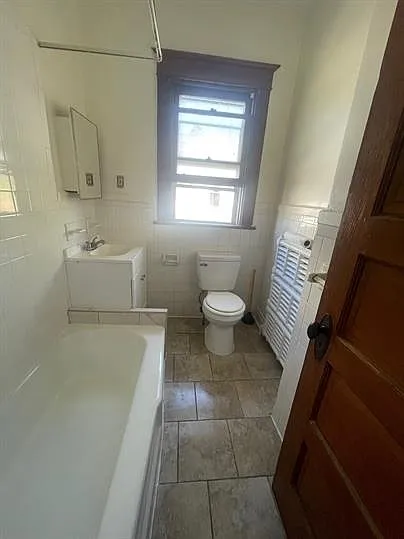 502 2nd Ave #3 — Photo 8