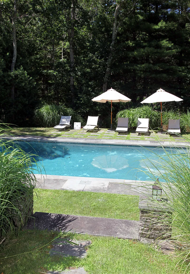 Hamptons Summer Beautiful Home — Photo 3