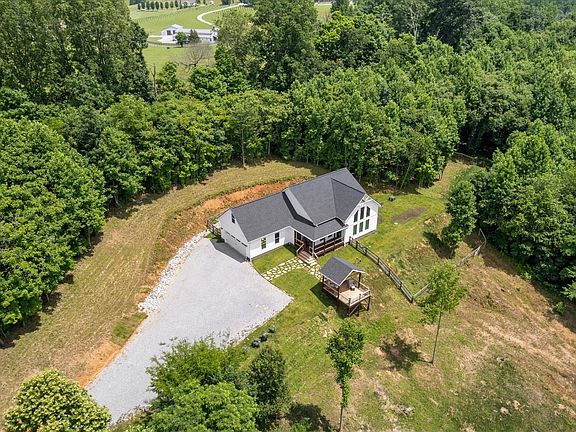 2nd image of 737 County Road 319