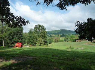 35 Robey Dr, Fletcher, NC 28732