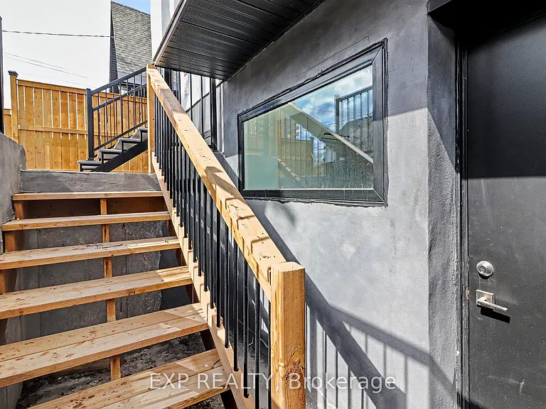 61 Pinehurst Ave #A — Photo 23