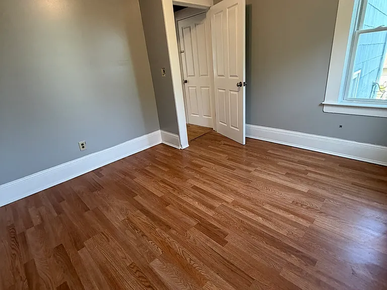 74 Linden St #2 — Photo 4