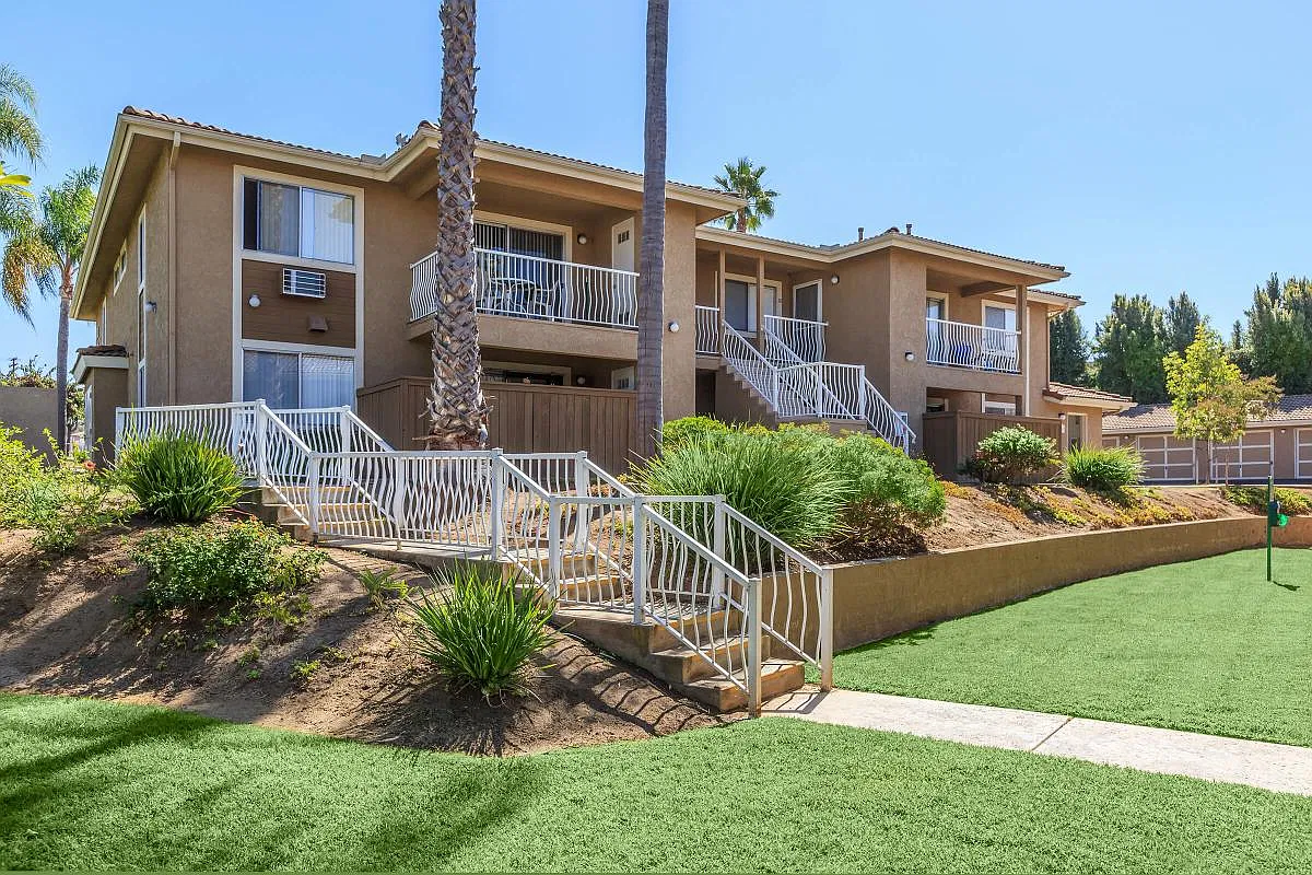 Pacific Sun North — Photo 1